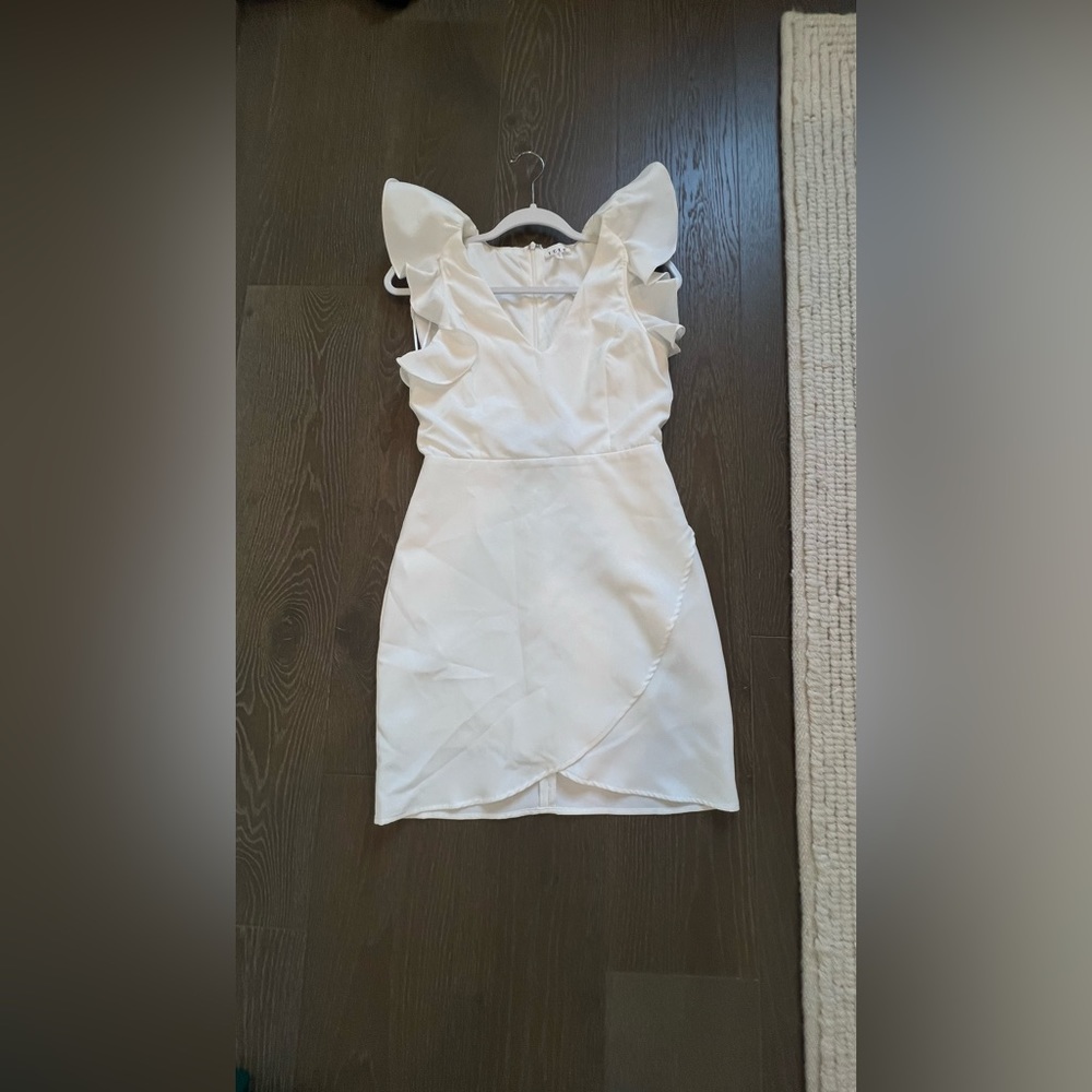 White Ruffle Sleeve Dress - Picture 3 of 4